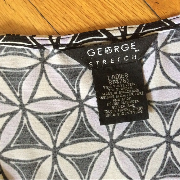 ❤️3/$15❤️ George Stretch Career Blouse - Picture 6 of 8